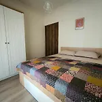 Port View, Veranda, 80 Sqm, Spacious Place For 6